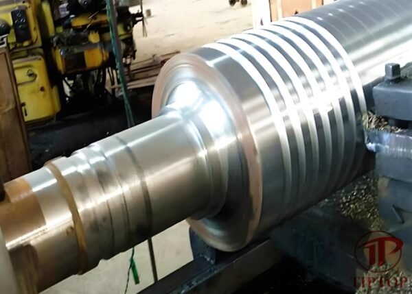 Steam turbine main shaft