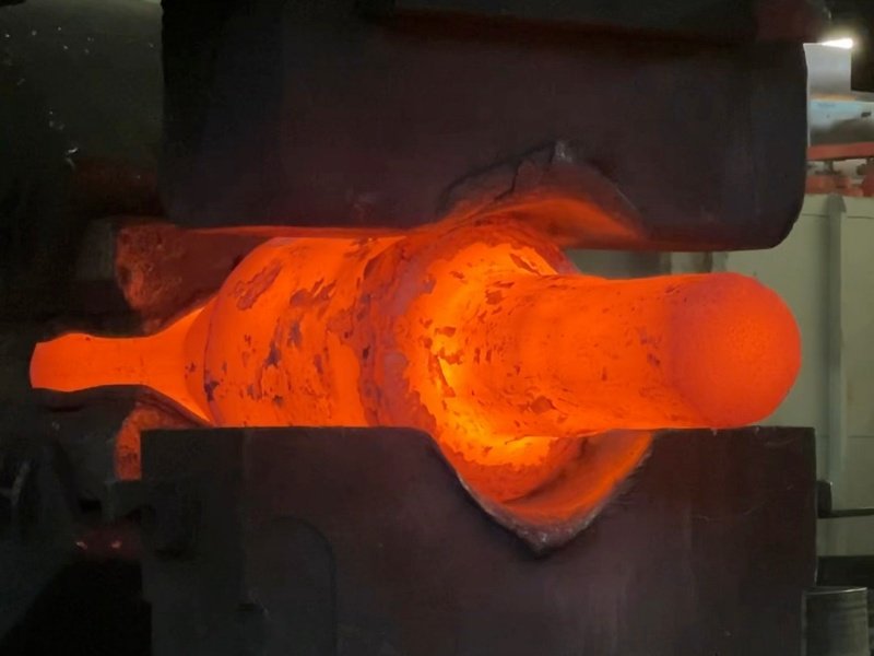 forging metal